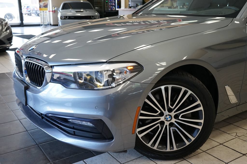 Used 2018 BMW 530i xDrive AWD/4WD image 23