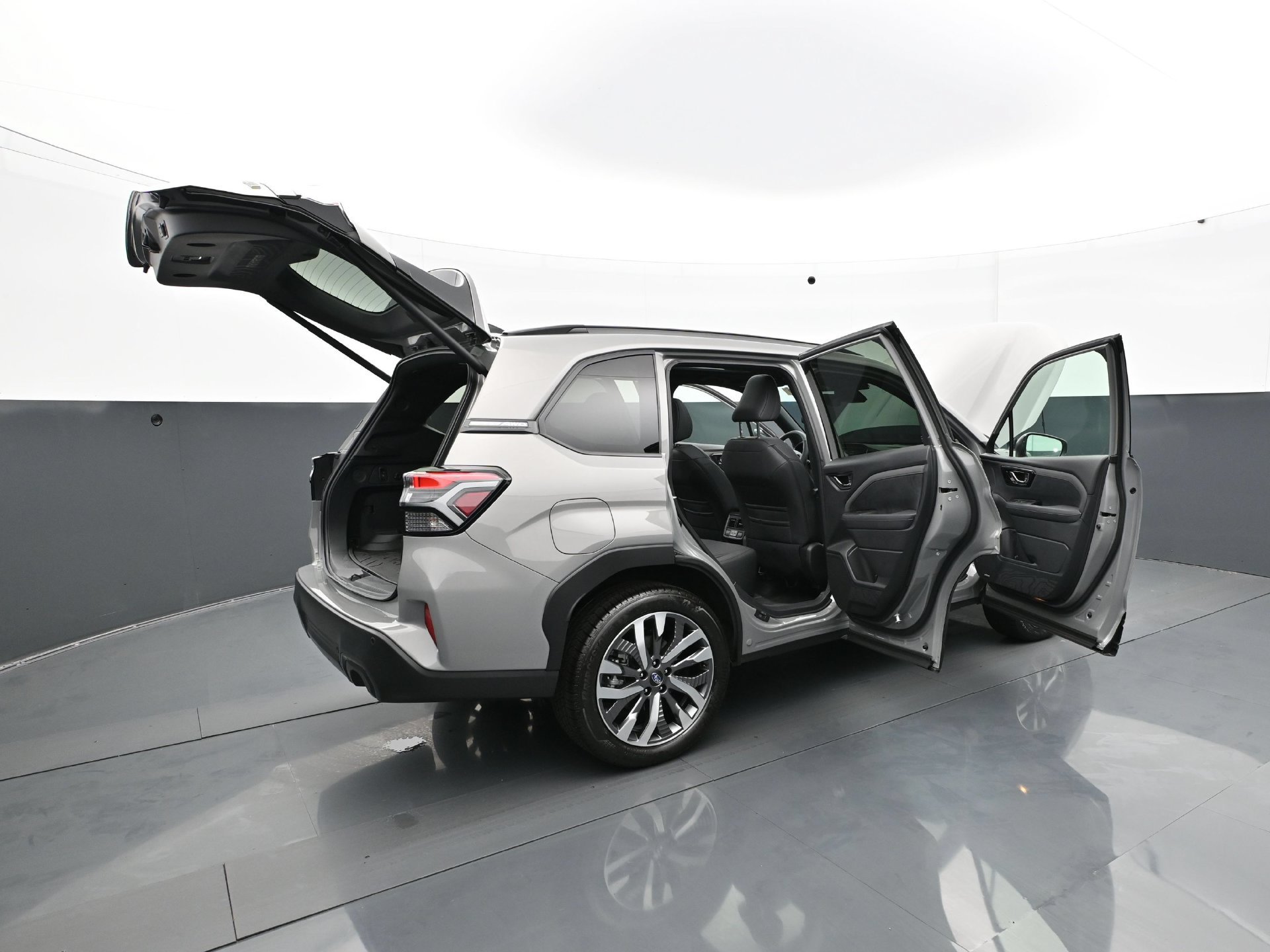 Used 2026 Subaru Forester Touring AWD/4WD image 39