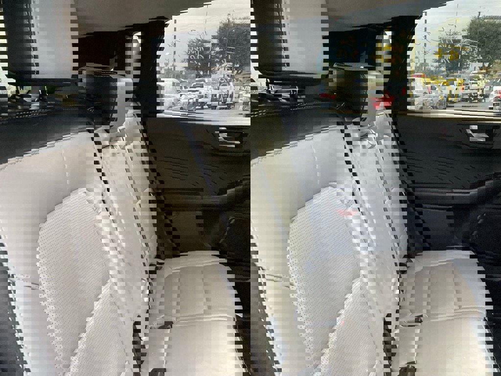 Used 2023 Ford Escape Platinum image 13