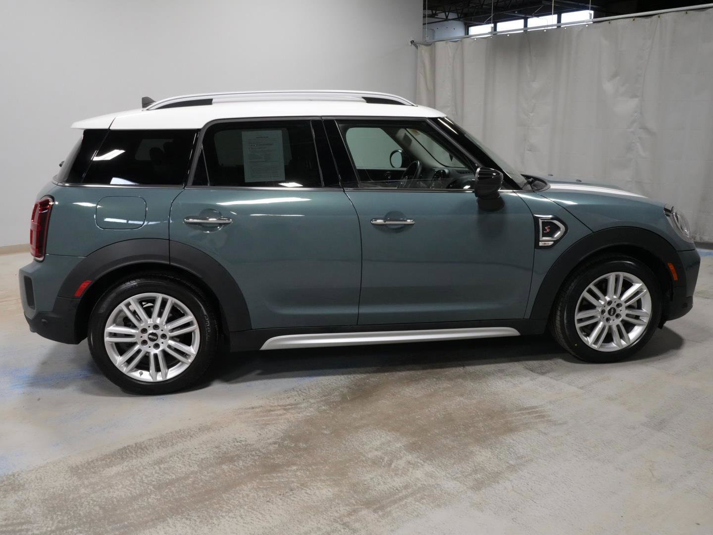 Certified 2023 MINI Cooper Countryman S w/ Signature Upholstery Package image 18