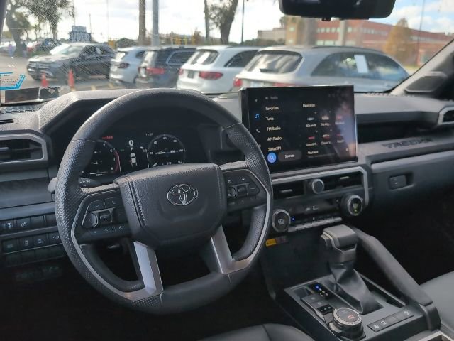 Used 2024 Toyota Tacoma Limited w/ Limited Package (LT) image 8