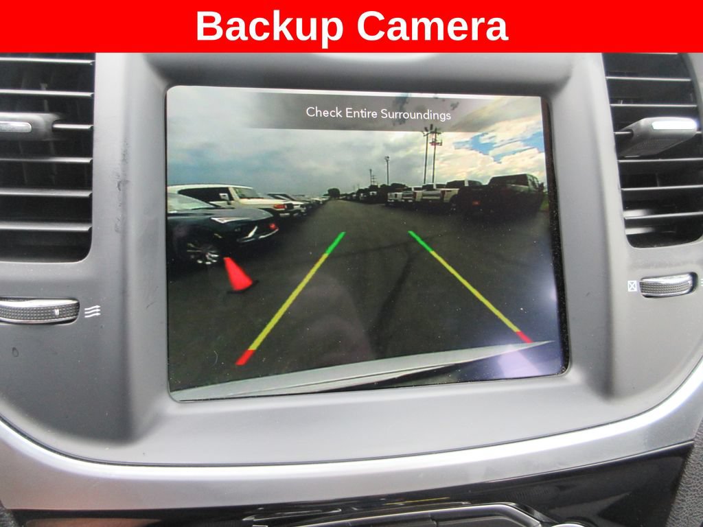 Used 2023 Chrysler 300 Touring w/ Sport Appearance Package RWD image 15