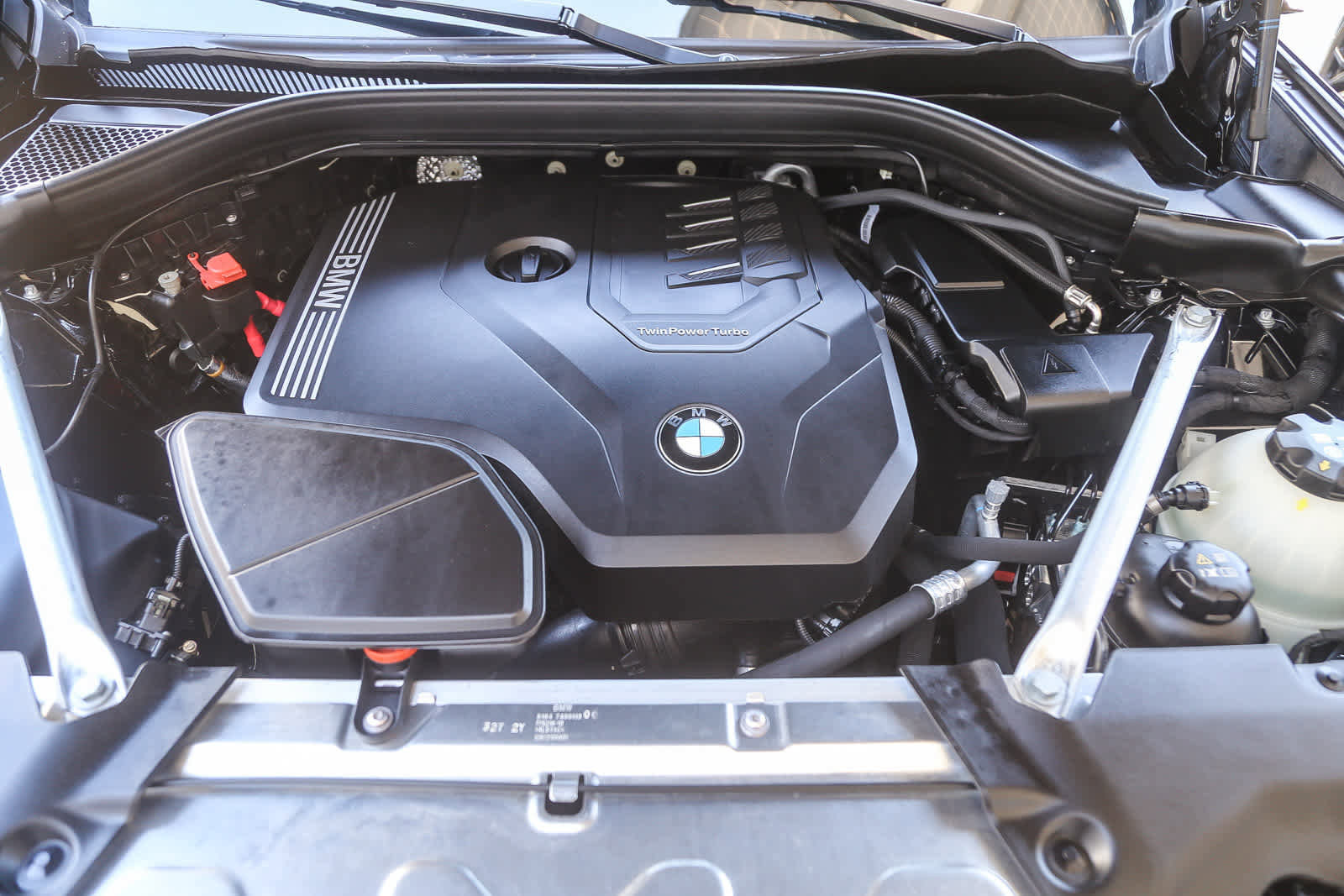 Used 2025 BMW X4 xDrive30i w/ Premium Package image 24