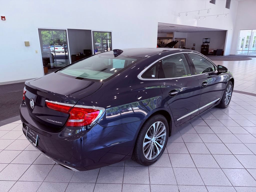 Used 2017 Buick LaCrosse Essence FWD image 13