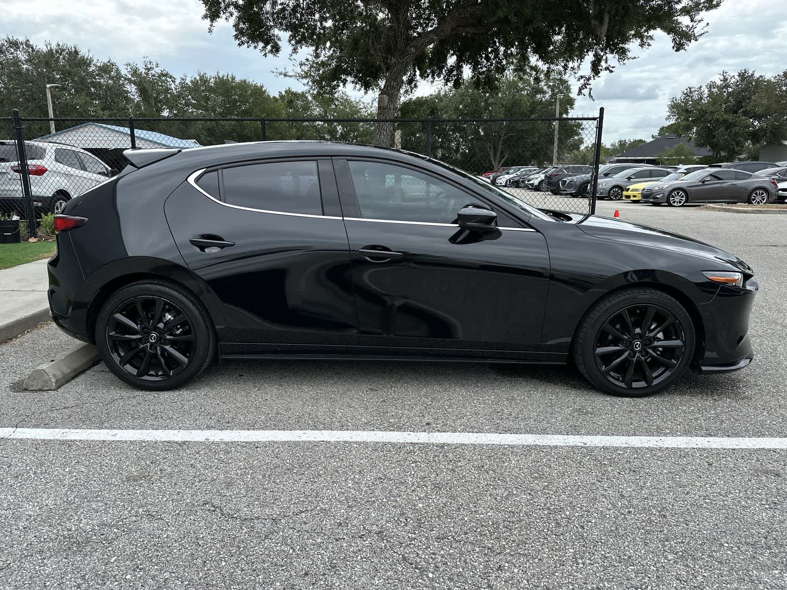 Used 2024 MAZDA MAZDA3 Hatchback w/Premium Plus Pkg AWD/4WD image 10