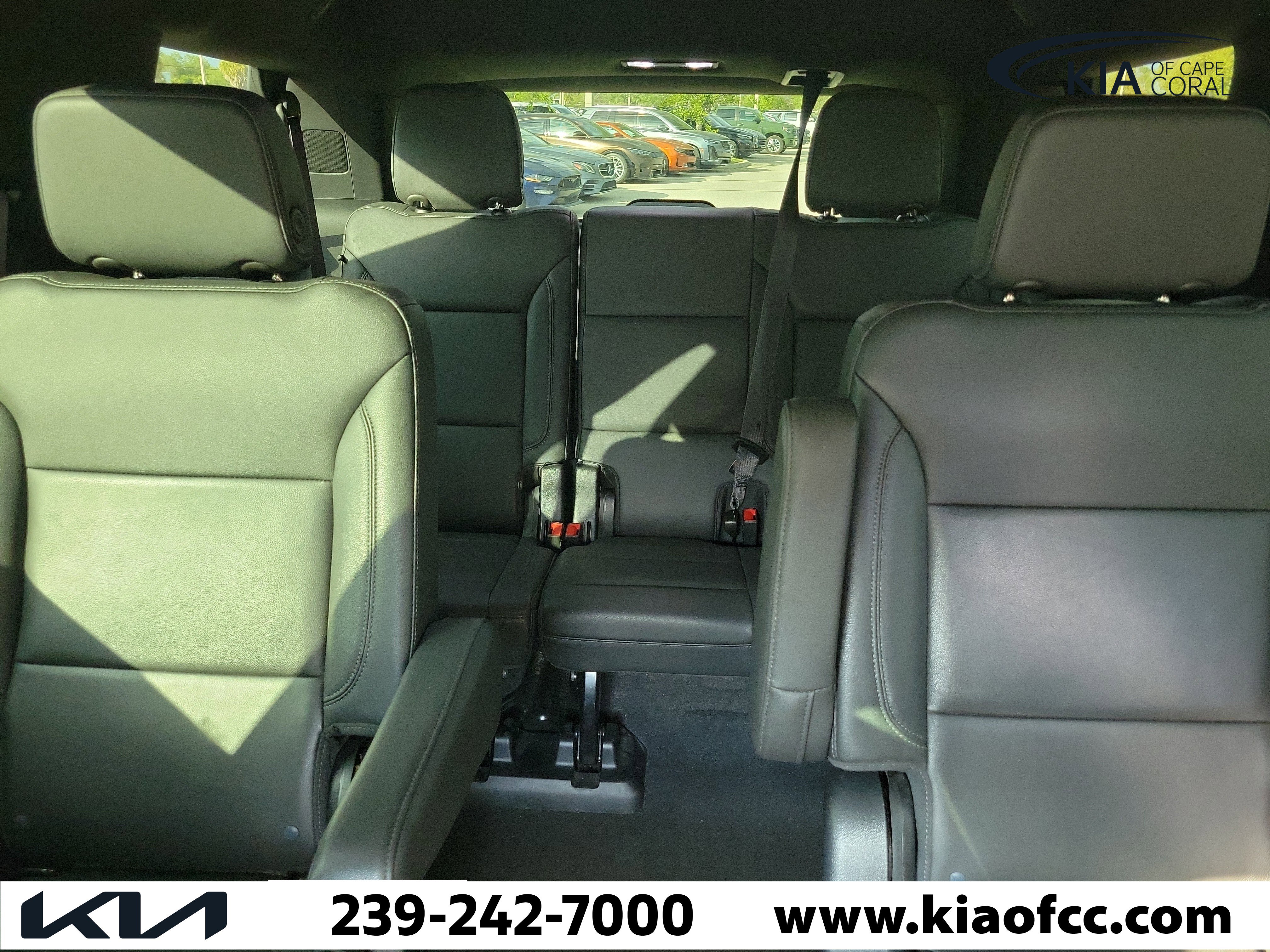 Used 2022 Chevrolet Tahoe Z71 image 9