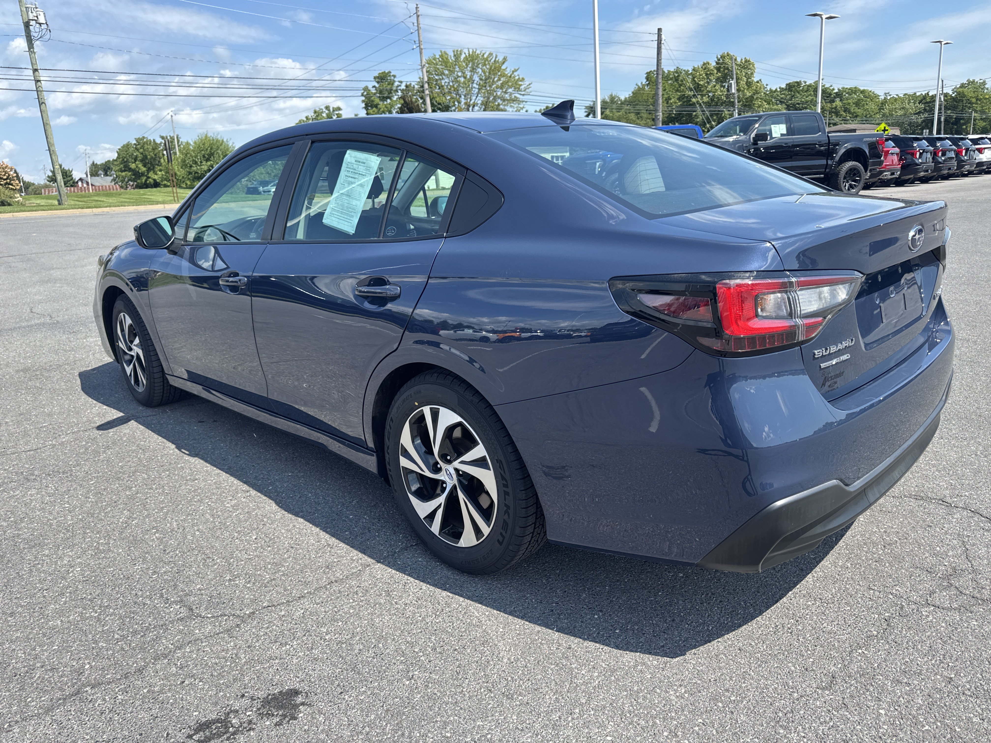 Used 2025 Subaru Legacy Premium AWD/4WD image 6