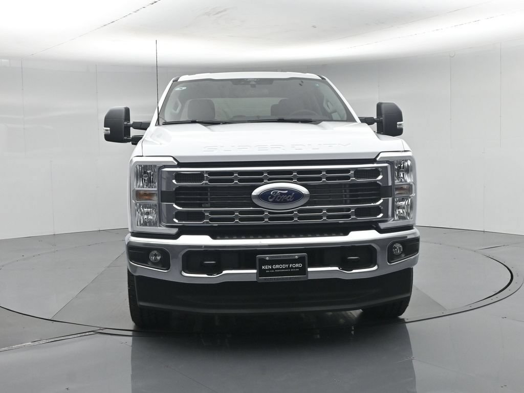 New 2026 Ford F350 XLT w/ FX4 Off-Road Package AWD/4WD image 25