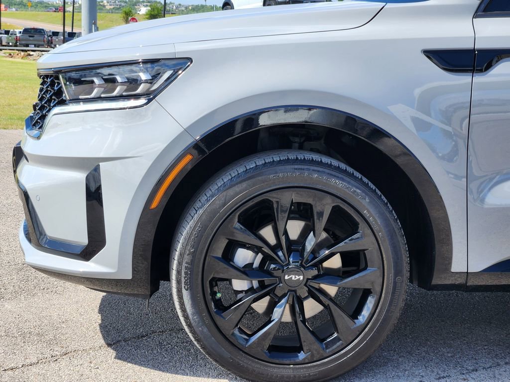 Used 2023 Kia Sorento SX AWD/4WD image 9
