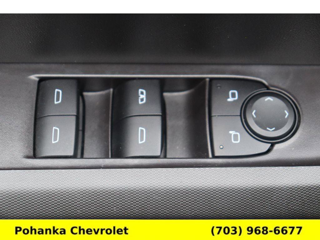 Used 2025 Chevrolet Colorado Trail Boss AWD/4WD image 22