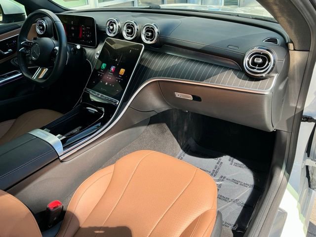 Used 2024 Mercedes-Benz CLE 300 4MATIC Coupe image 17