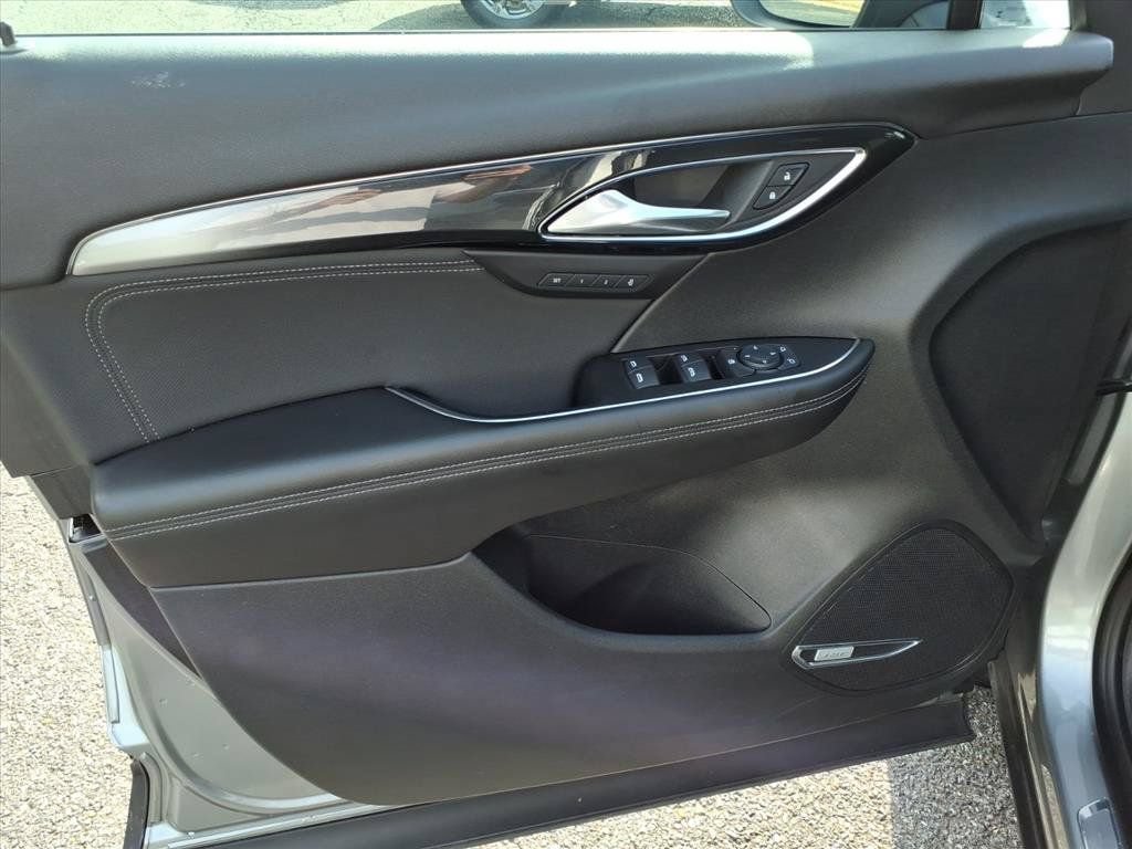 Used 2024 Buick Envision Preferred AWD/4WD image 22