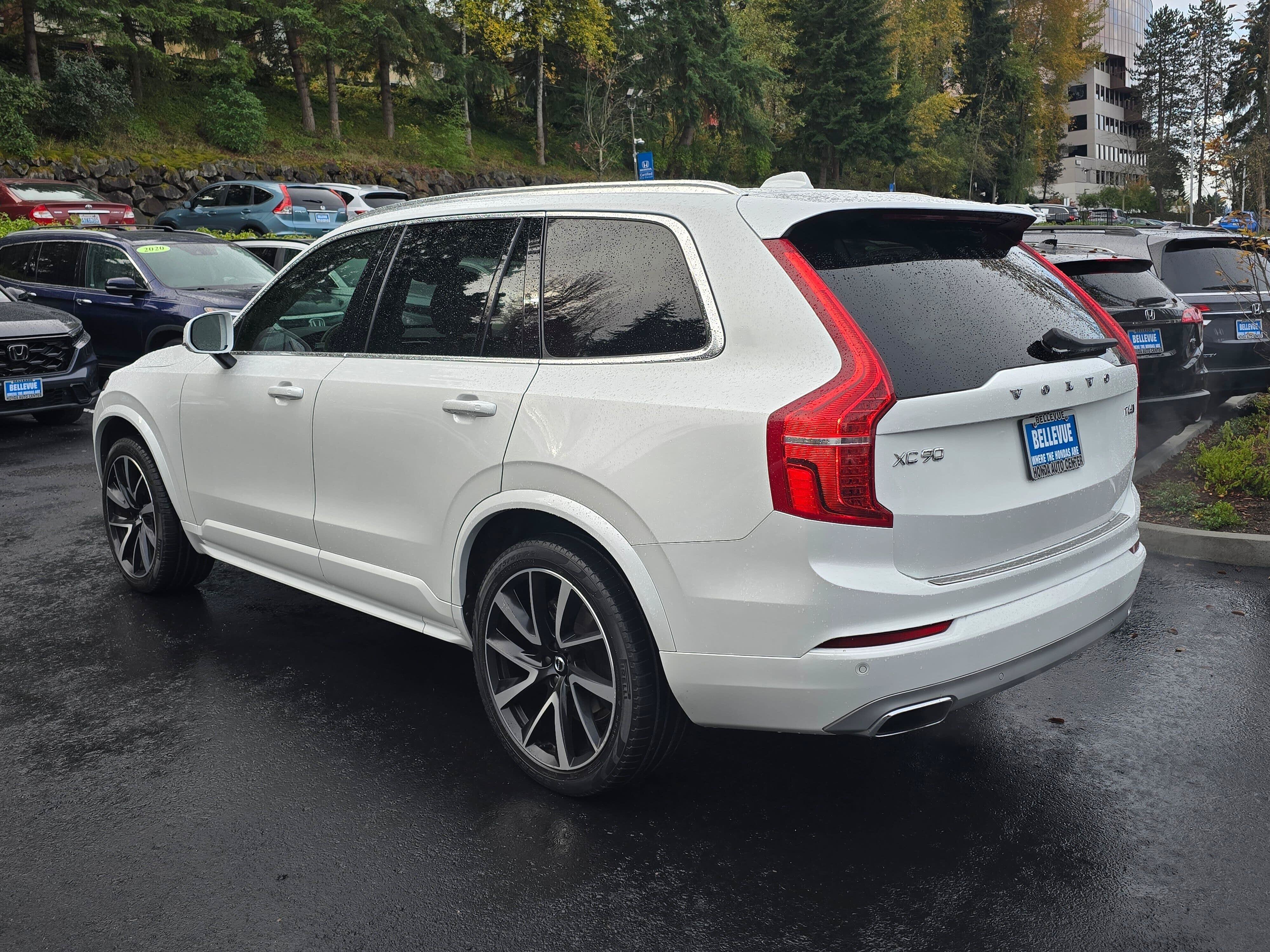 Used 2020 Volvo XC90 T6 Momentum w/ Protection Package Premier AWD/4WD image 5