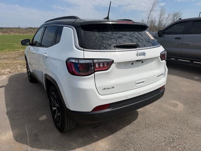 Used 2025 Jeep Compass Limited AWD/4WD image 8