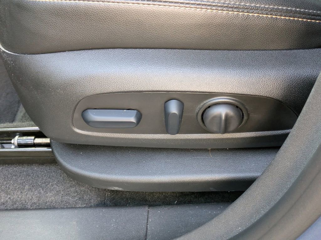 Used 2024 Chevrolet Equinox Premier w/ LPO, Cargo Package image 19