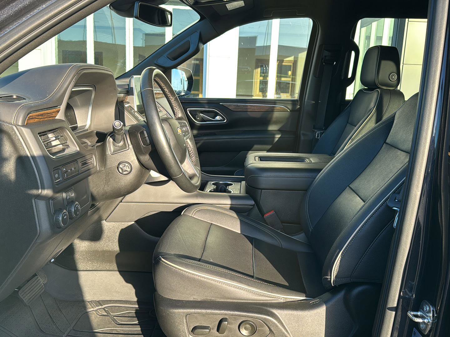 Used 2023 Chevrolet Tahoe Premier image 8