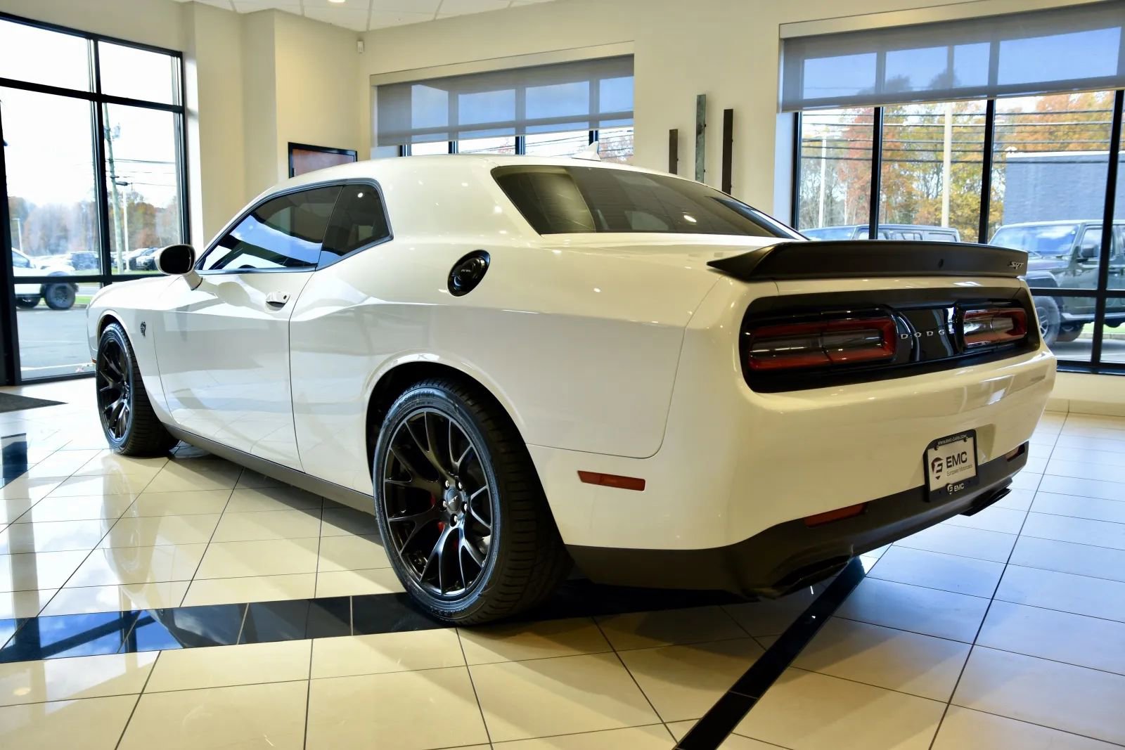 Used 2015 Dodge Challenger SRT Hellcat image 4