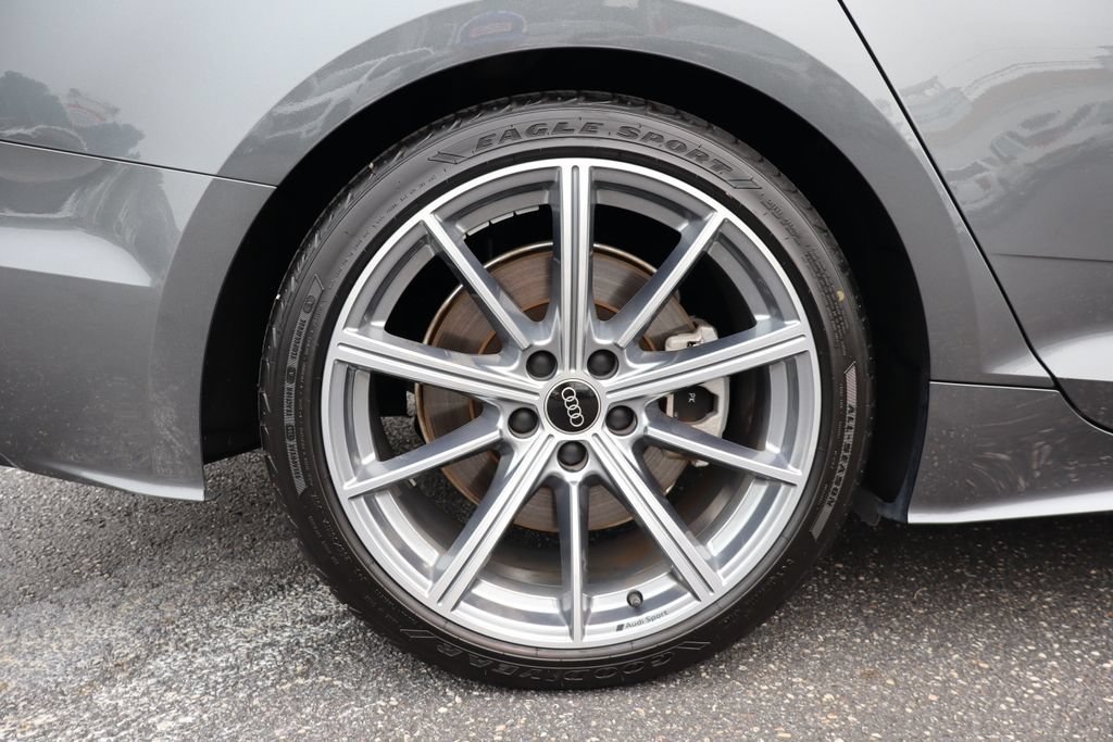 Used 2025 Audi A5 2.0T Premium Plus AWD/4WD image 11
