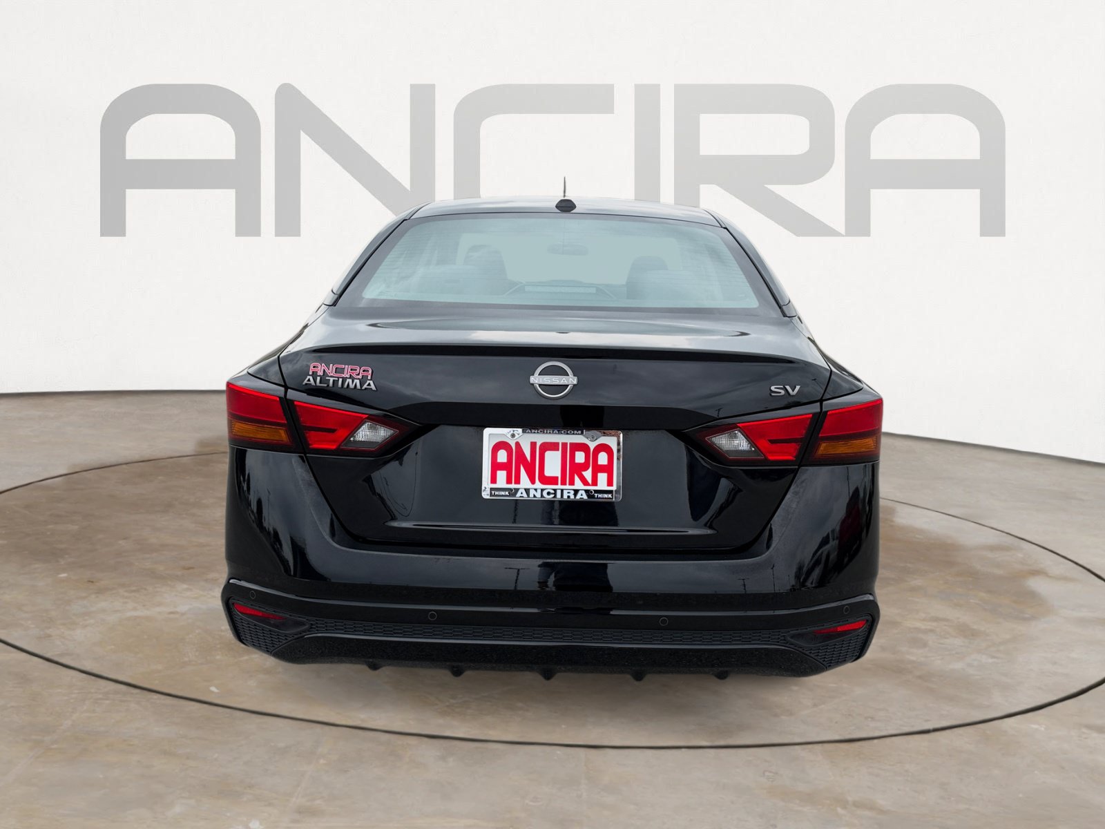 Used 2024 Nissan Altima 2.5 SV FWD image 11