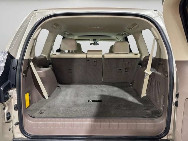 Used 2016 Lexus GX 460 w/ Premium Package AWD/4WD image 33