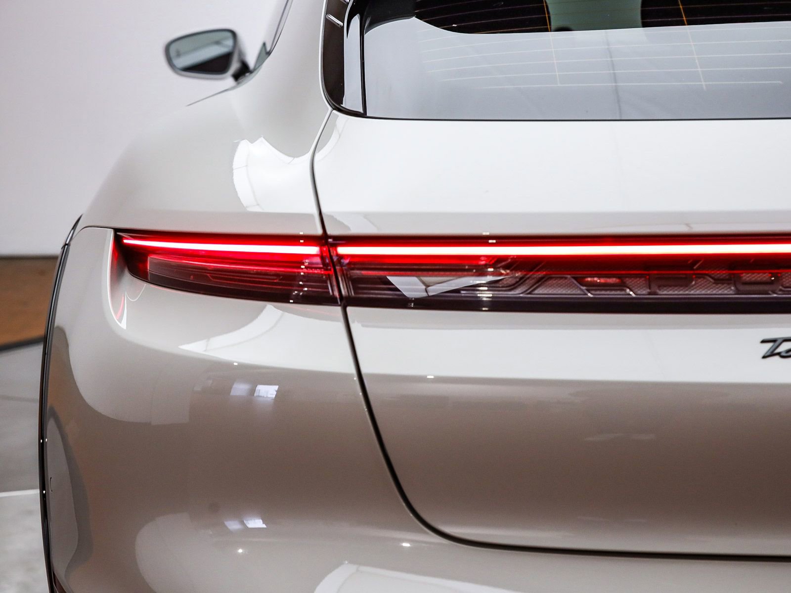Certified 2023 Porsche Taycan Turbo S AWD/4WD image 8