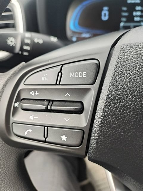 Certified 2026 Hyundai Venue SE FWD image 21