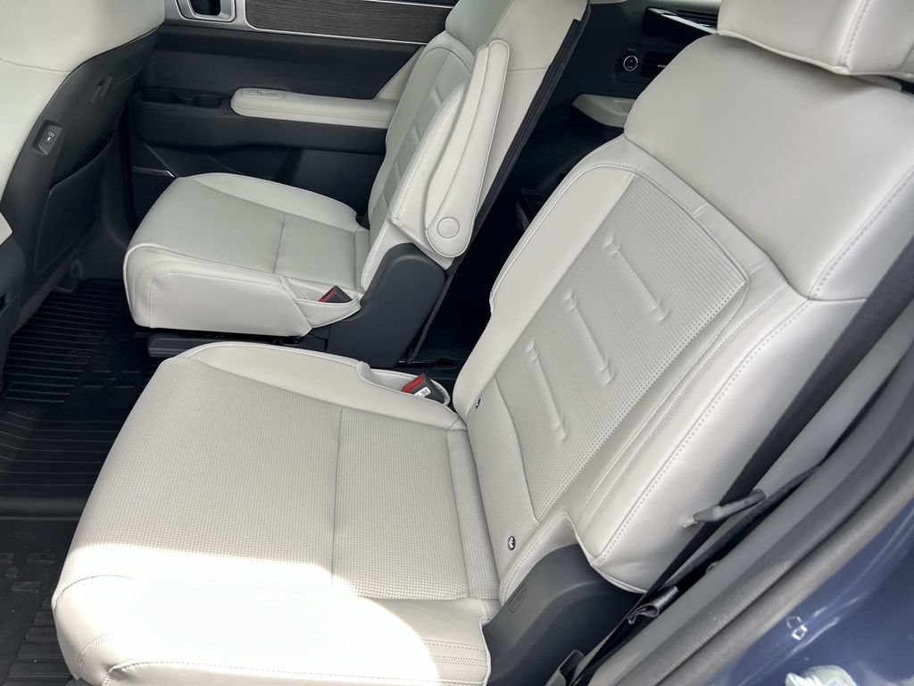 New 2026 Hyundai Santa Fe Calligraphy AWD/4WD image 22