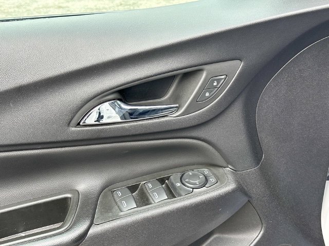 Used 2022 Chevrolet Equinox LT AWD/4WD image 18