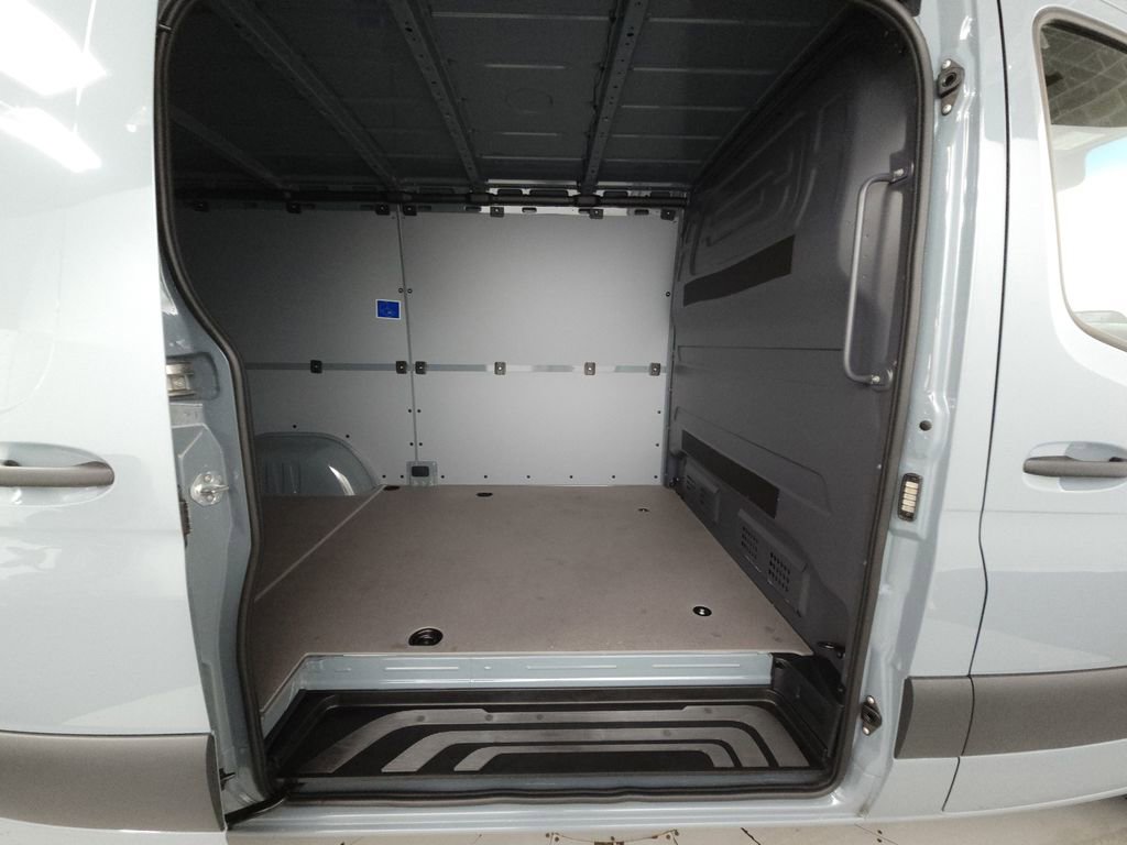 Used 2026 Mercedes-Benz Sprinter 2500 image 25