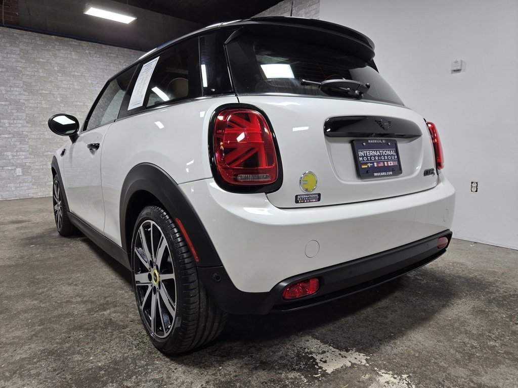 Used 2024 MINI Cooper SE image 33