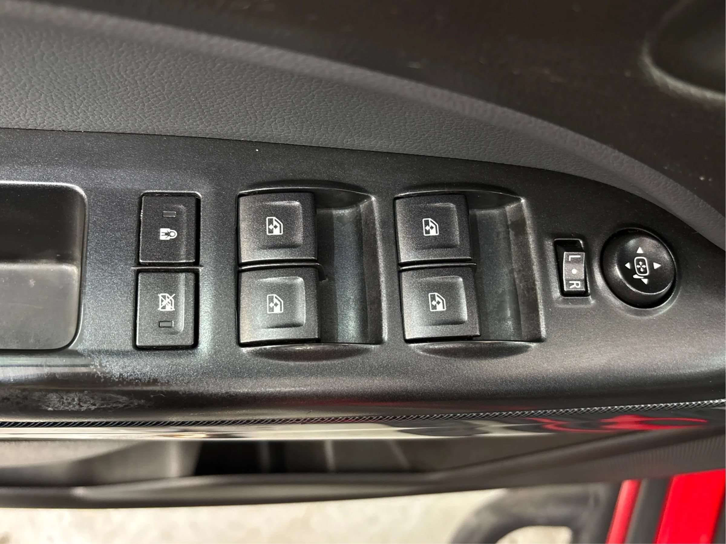 Used 2017 Chevrolet Colorado Z71 AWD/4WD image 39