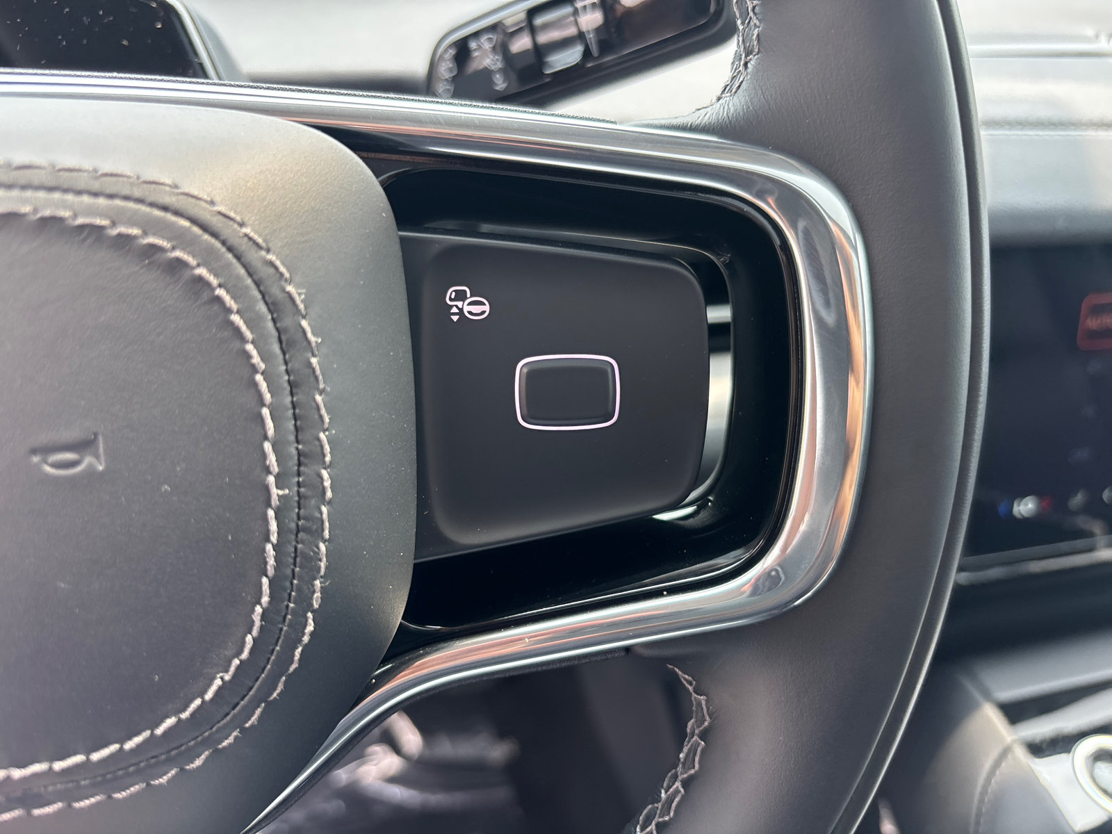 New 2027 Lincoln Navigator Reserve AWD/4WD image 17