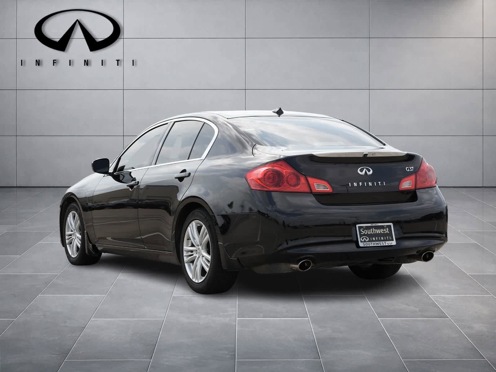 Used 2012 INFINITI G37 Journey w/ Premium Pkg RWD image 5