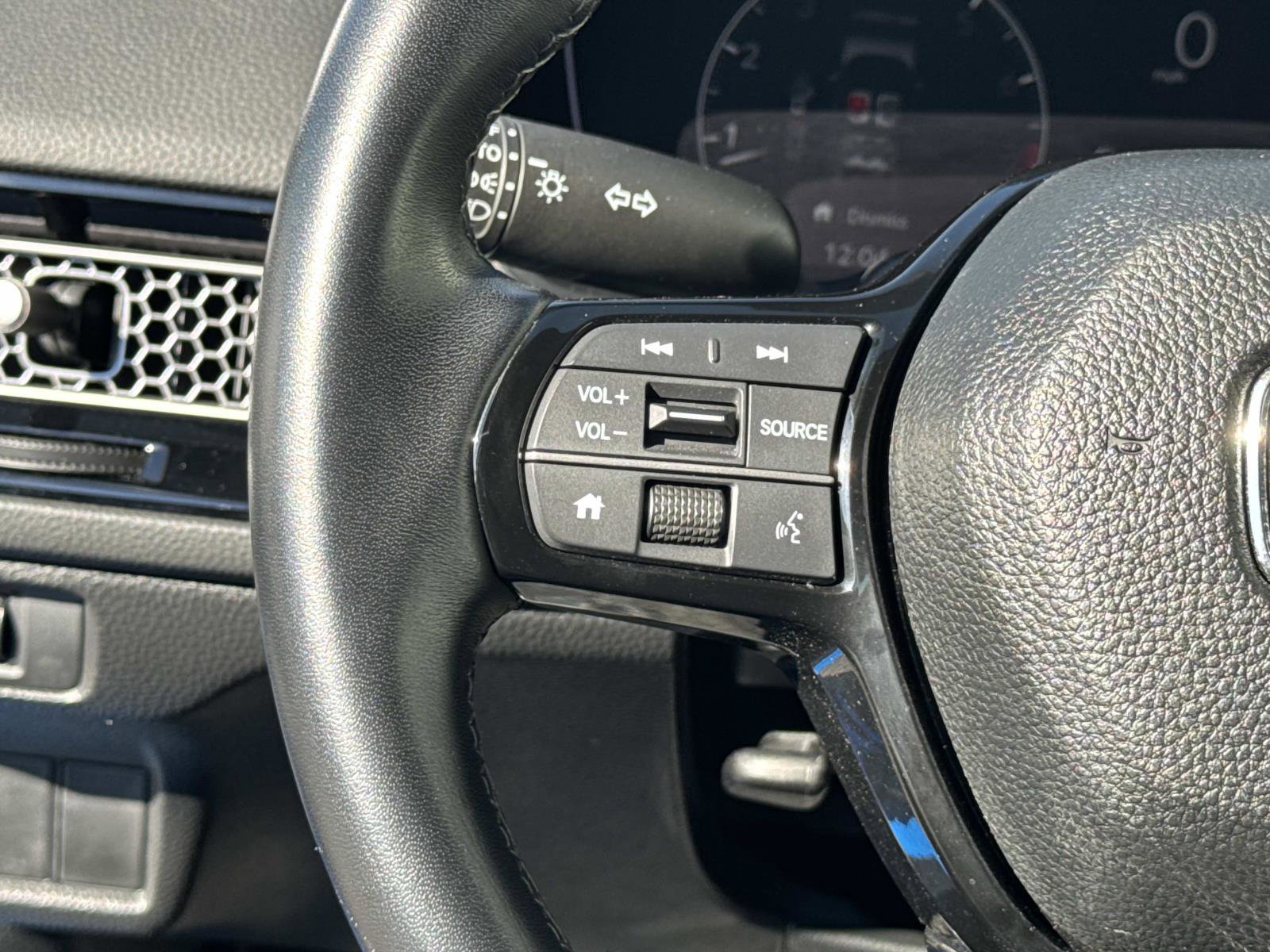 Used 2023 Honda Civic Sport image 7