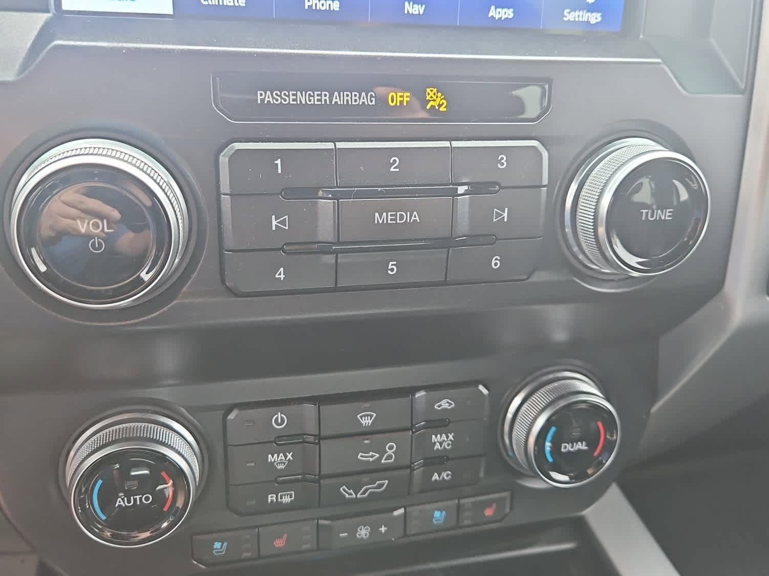 Used 2019 Ford F150 Platinum image 17