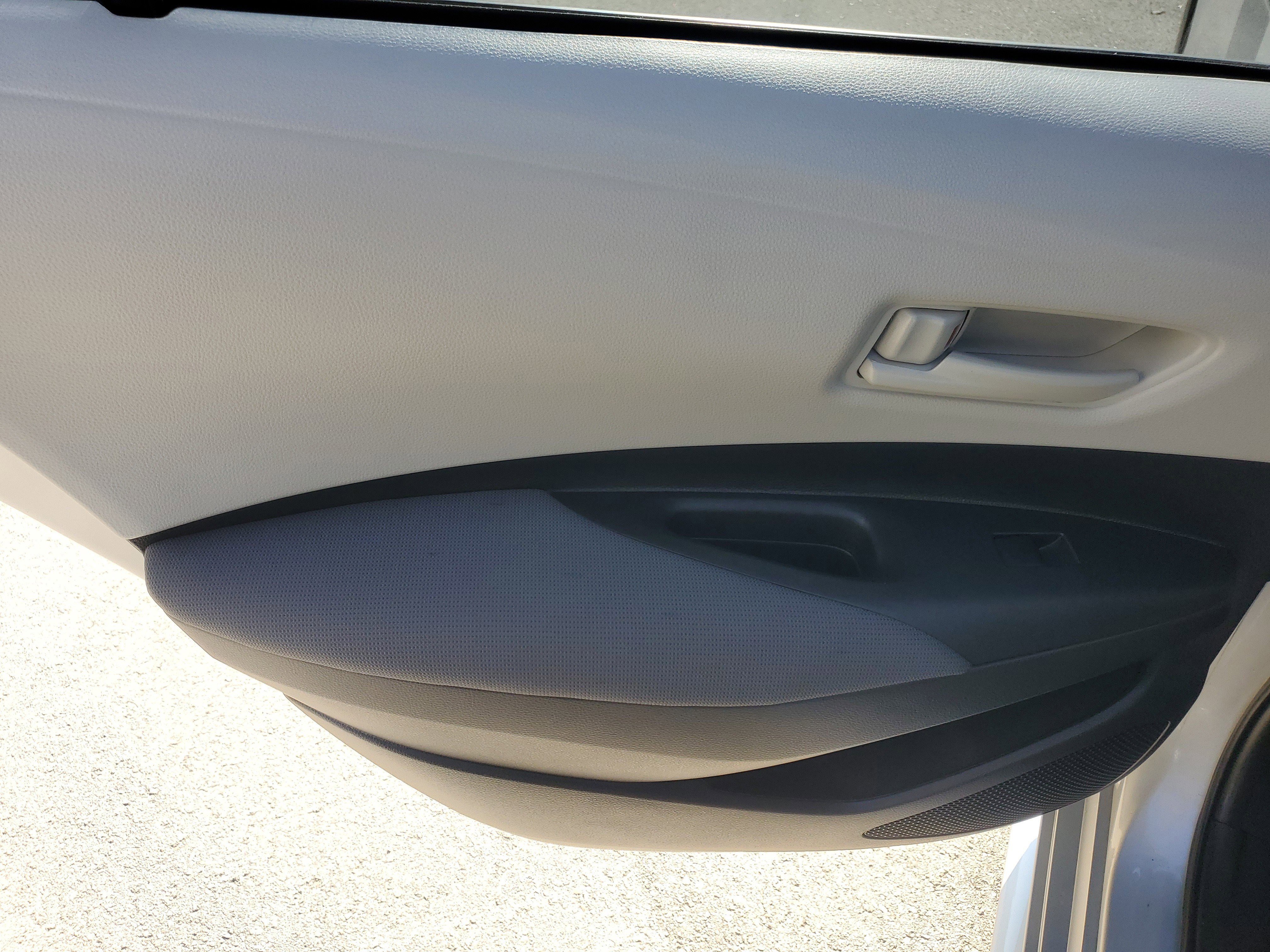 Used 2023 Toyota Corolla LE image 14