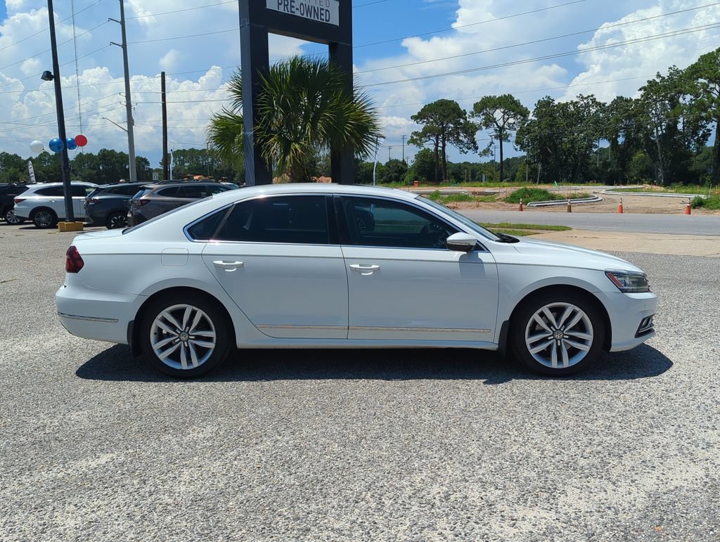 Used 2017 Volkswagen Passat 1.8T SE FWD image 8