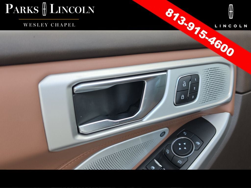 Used 2024 Ford Explorer King Ranch w/ Technology Package RWD image 18