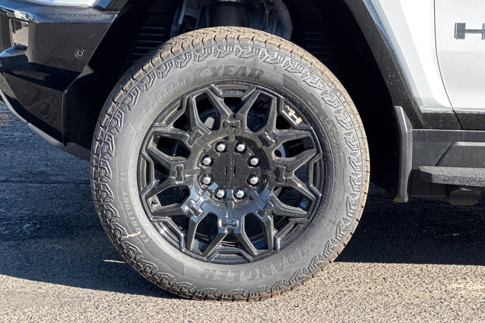 New 2026 GMC Hummer EV 4x4 Crew Cab image 30