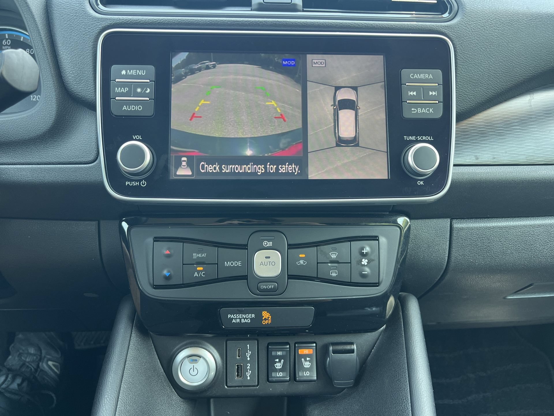 Certified 2024 Nissan Leaf SV Plus FWD image 7