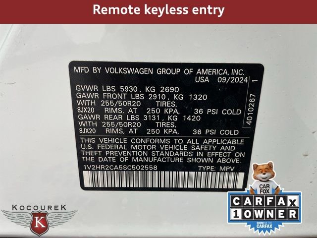 Used 2025 Volkswagen Atlas SE image 27