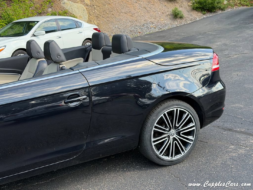 Used 2015 Volkswagen Eos Final Edition FWD image 36