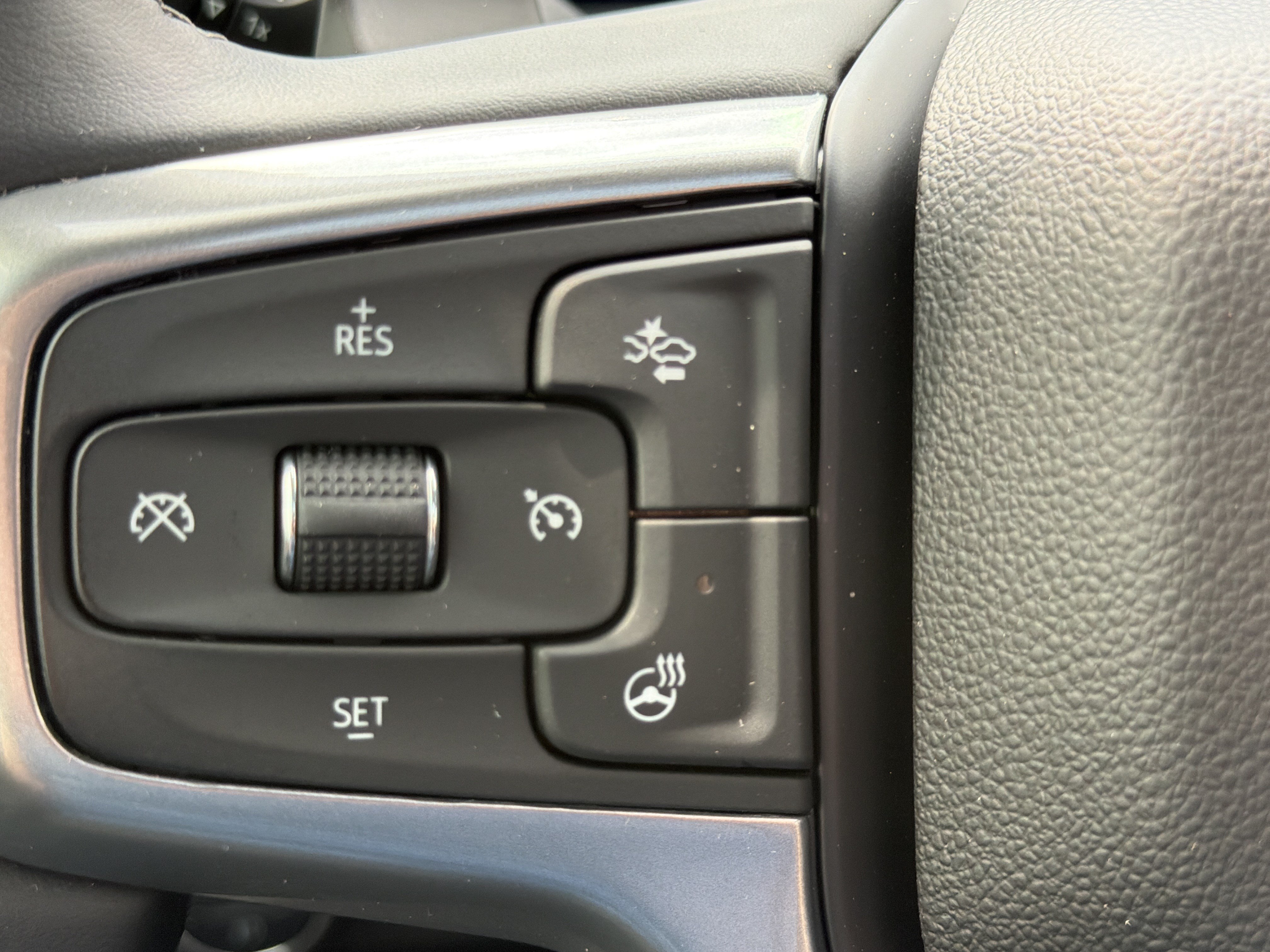 Used 2025 Chevrolet Silverado 1500 RST AWD/4WD image 30