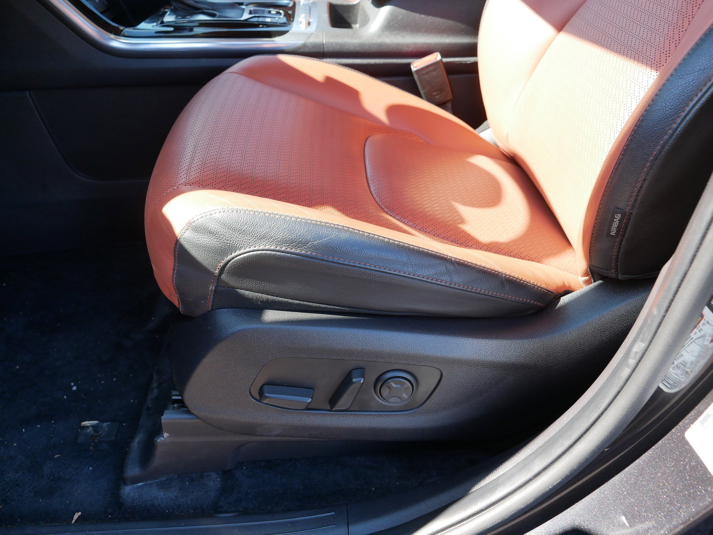 Certified 2022 Kia Carnival SX Prestige image 20