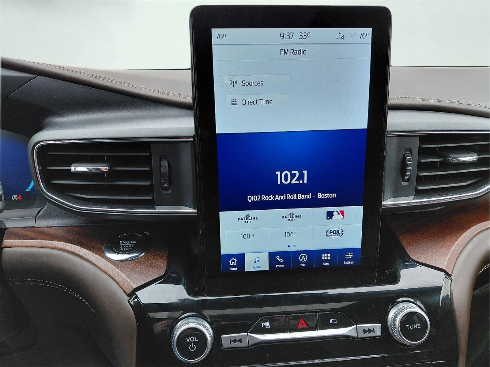 Used 2022 Ford Explorer King Ranch w/ Premium Technology Package image 33