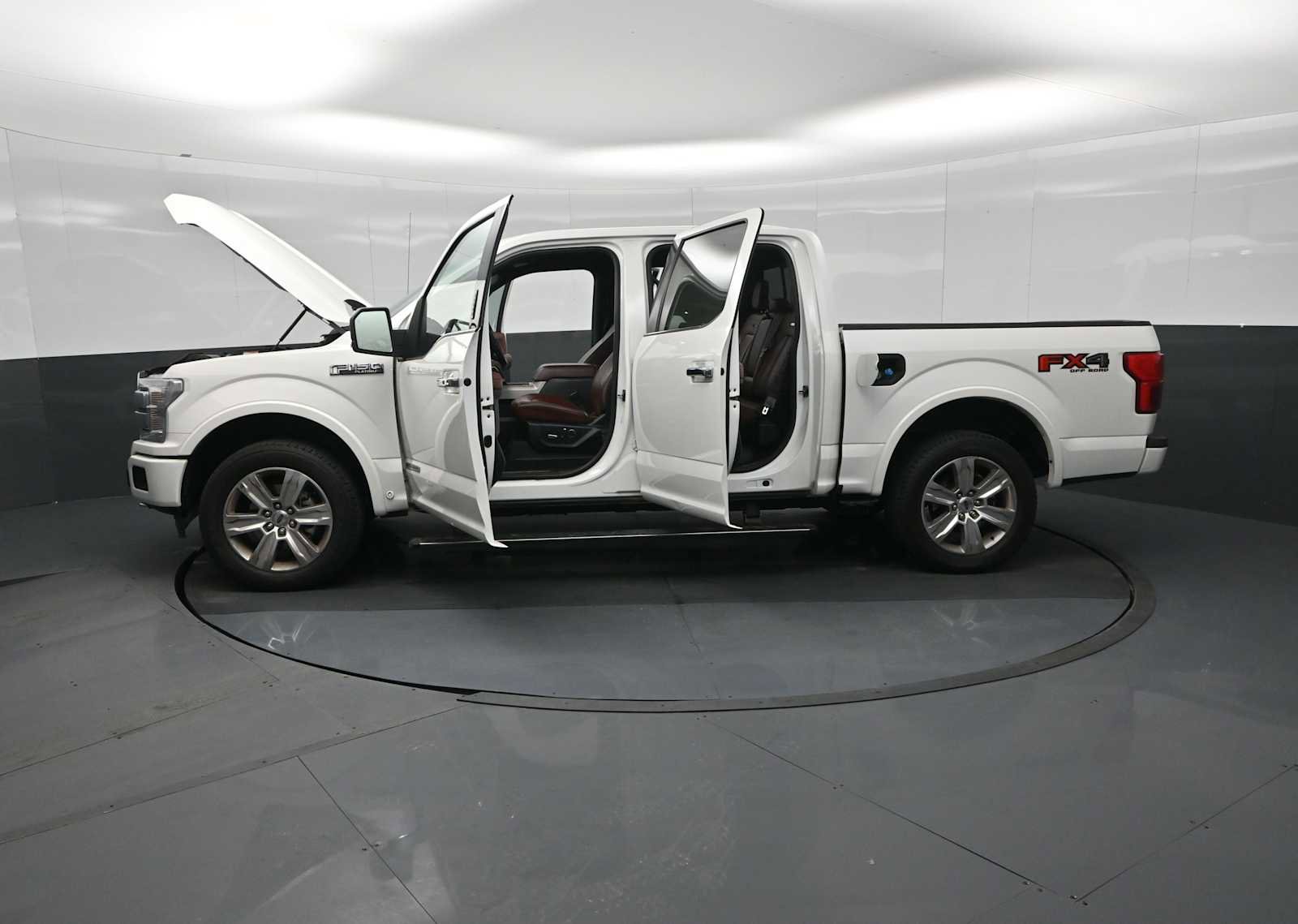 Used 2020 Ford F150 Platinum w/ Equipment Group 701A Luxury image 38