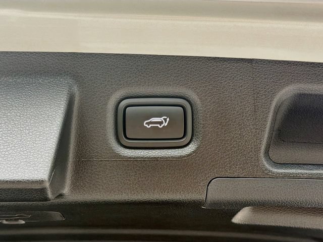Used 2023 Hyundai Santa Fe Calligraphy FWD image 14