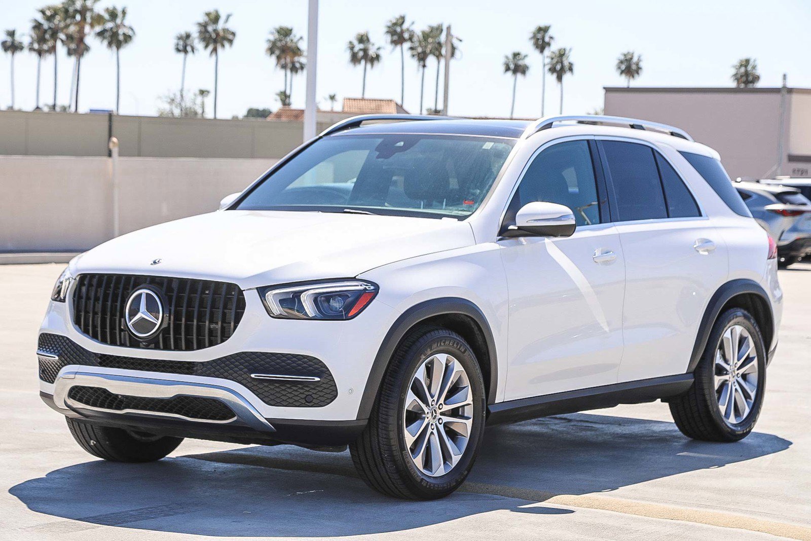 Used 2023 Mercedes-Benz GLE 350 image 3