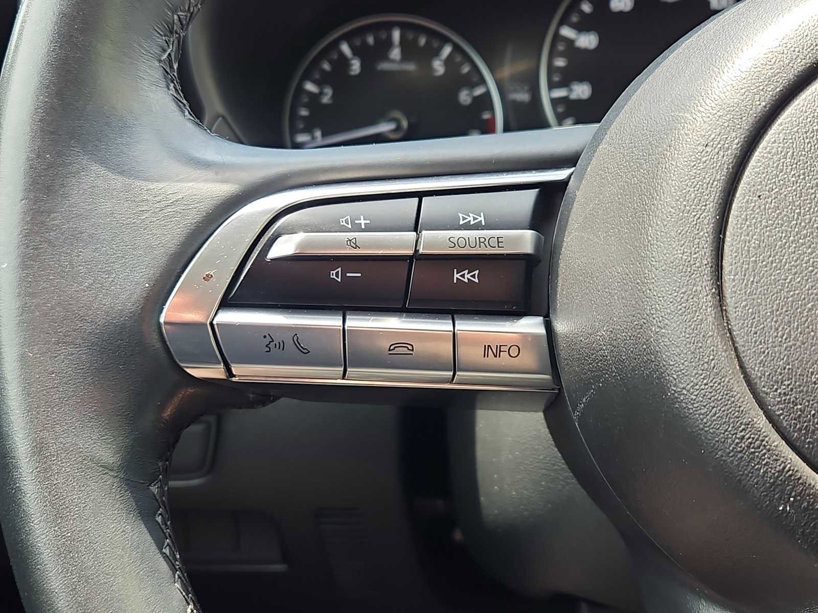 Used 2024 MAZDA CX-50 AWD 2.5 S w/ Select Package image 17
