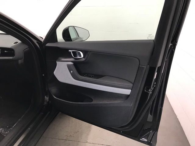 Used 2023 Polestar Polestar 2 image 26